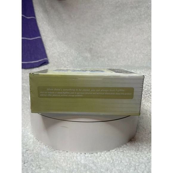 FUJIFILM 10 Pack Sealed CD-RW Rewritable 80 min 700 MB up to 4X Compact Disc - Picture 5 of 5